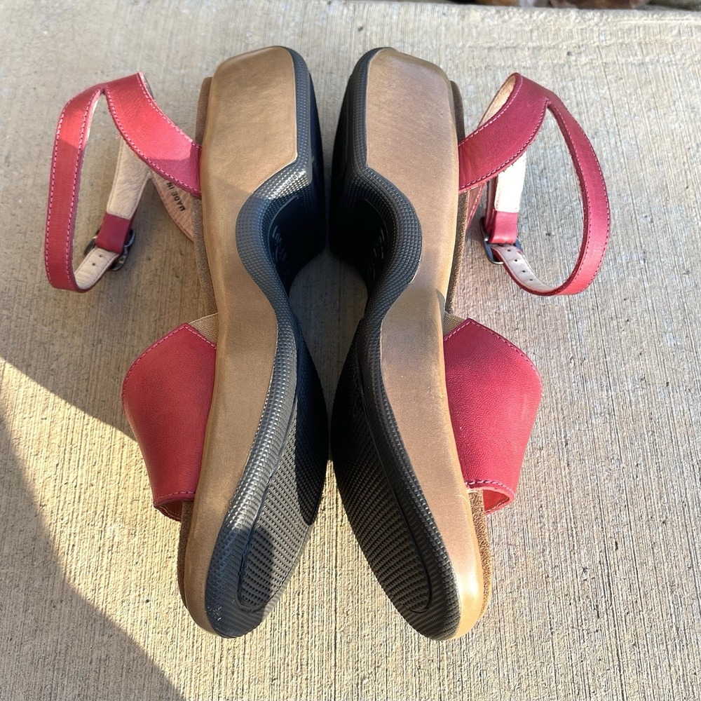 Dansko Red Leather Ankle Strap Platform Sandal  EU 38 US 7.5-8 Comfort Shoes - Picture 5 of 7